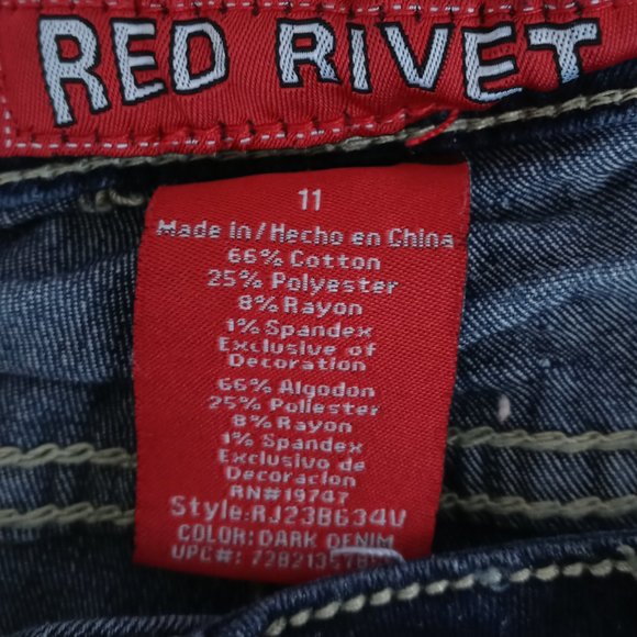 Red Rivet White Washed Ripped Capri's Size 11 - Picture 11 of 11